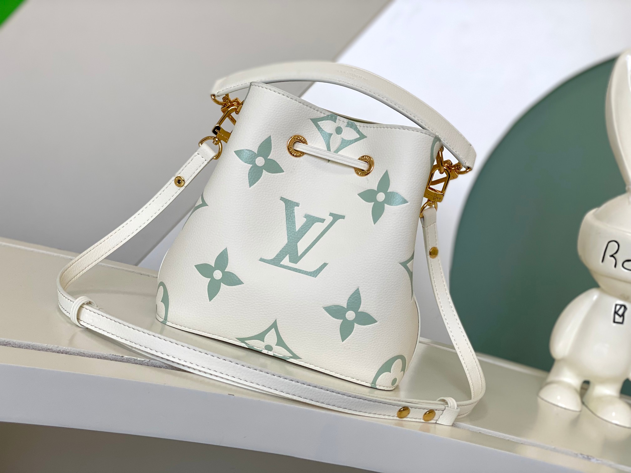 Louis Vuitton Bucket Bags